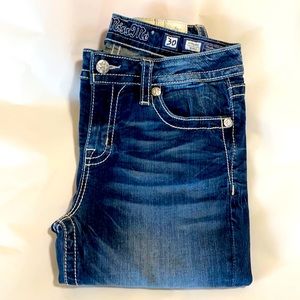 Miss me Jeans with beautiful detailed back pockets